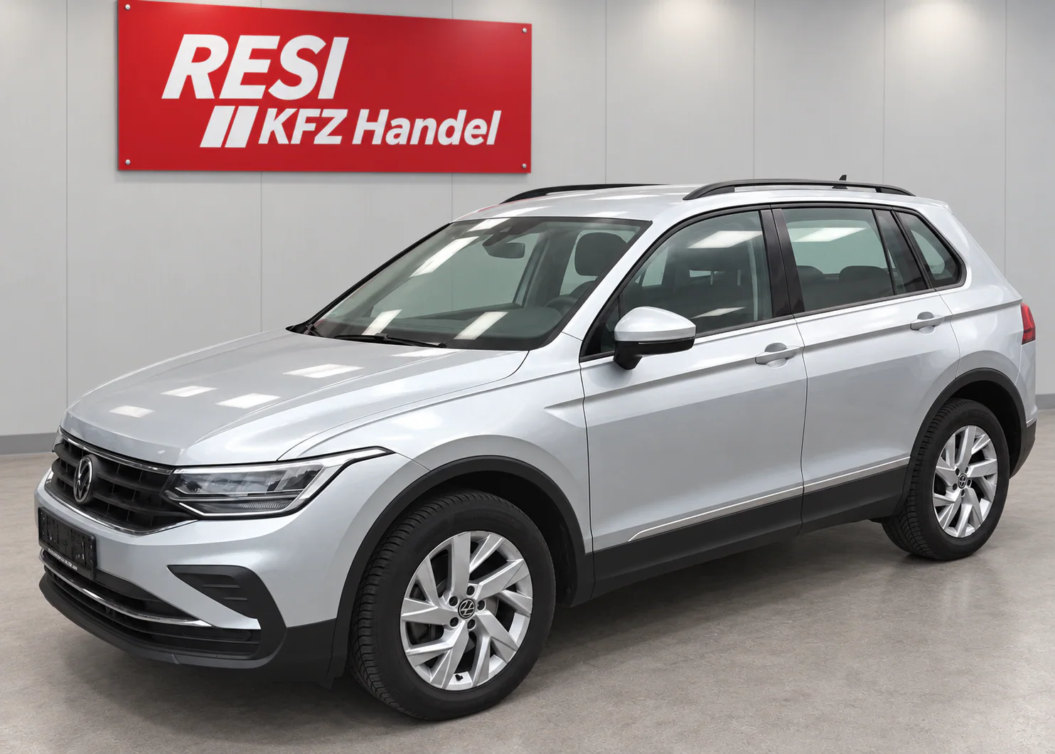 Volkswagen Tiguan Life 4Motion — Foto 10