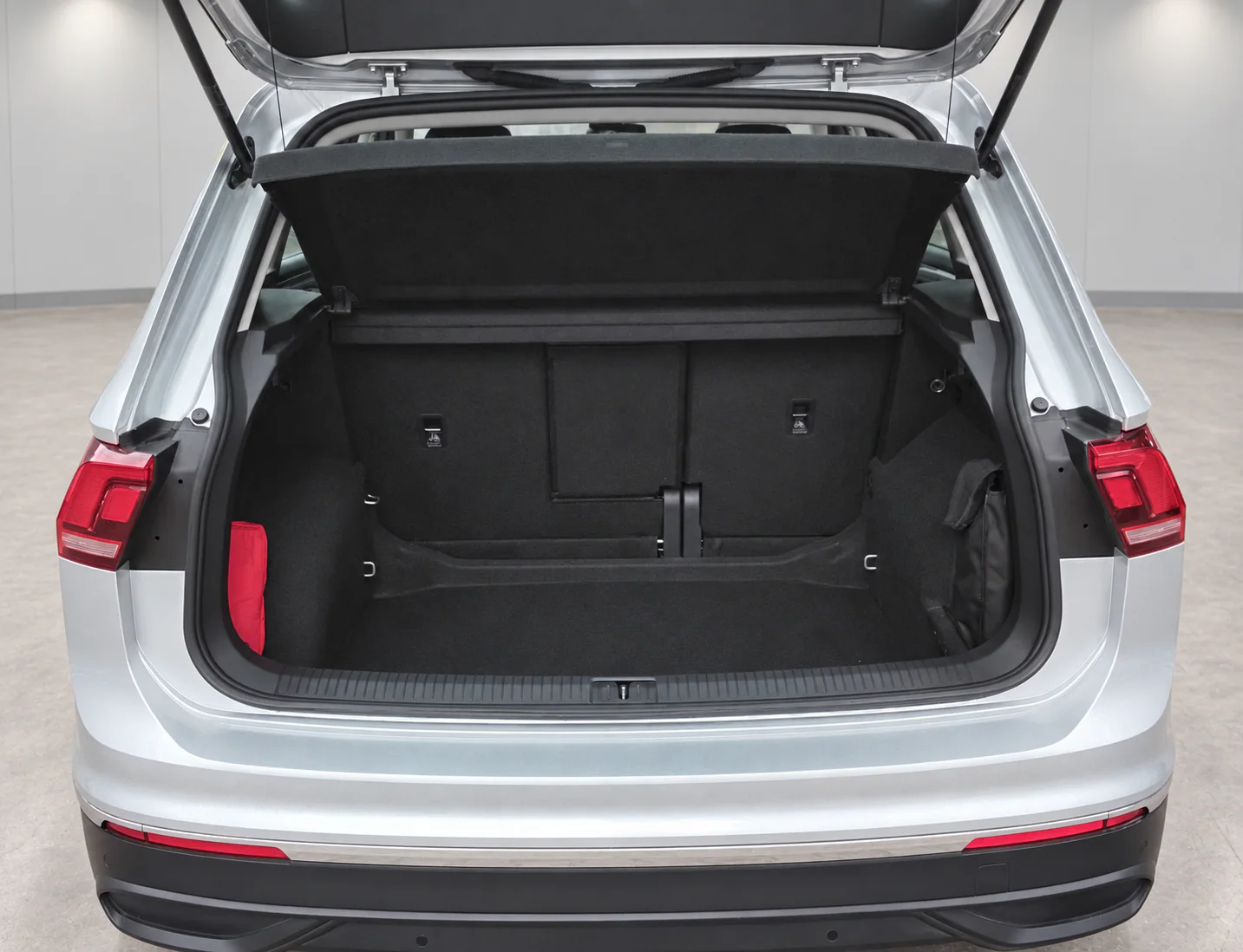 Volkswagen Tiguan Life 4Motion — Foto 13