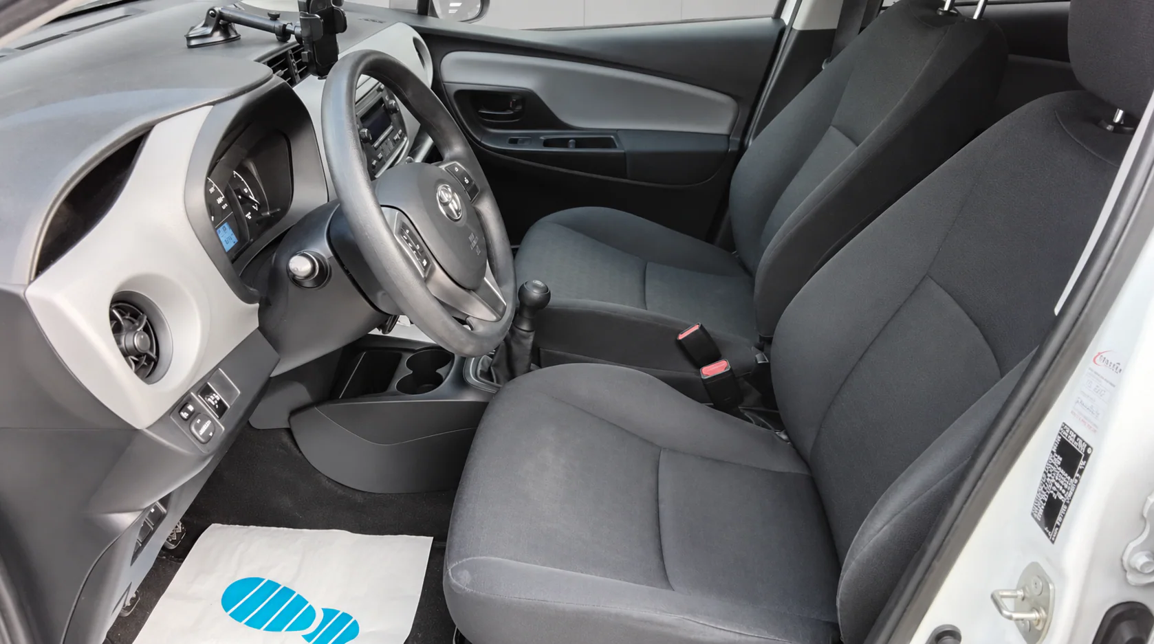 Toyota Yaris Basis — Foto 10