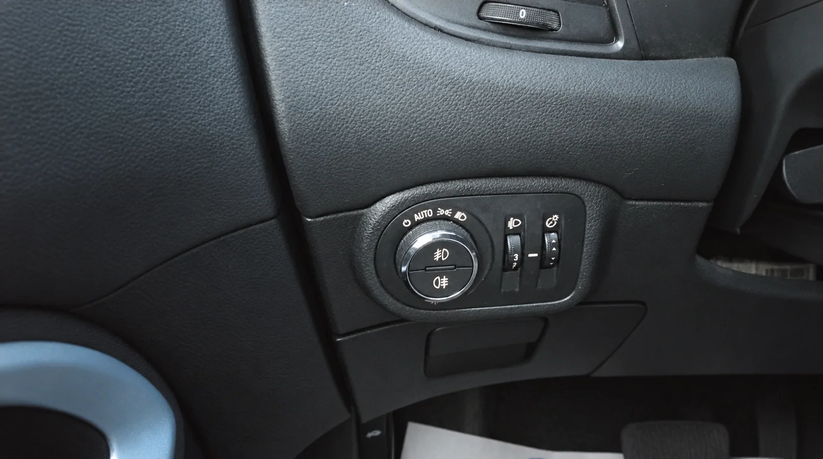 Opel Zafira C Tourer Edition — Foto 12