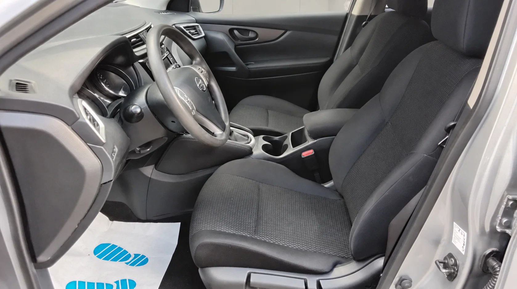 Nissan Qashqai Visia — Foto 8